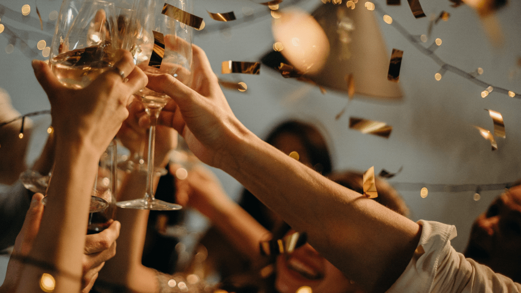New Year's Eve party etiquette