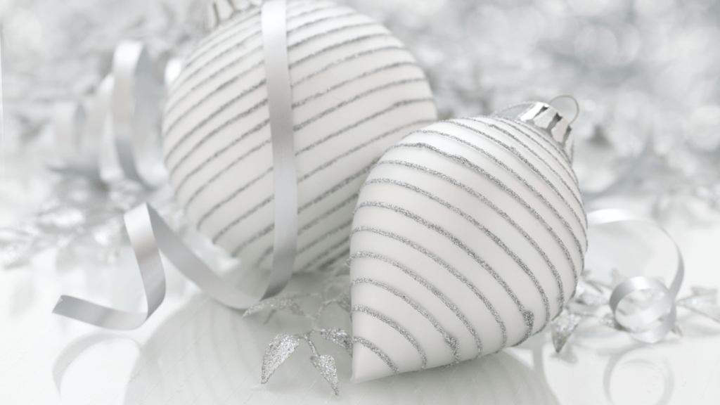 Elegant White Christmas Decor